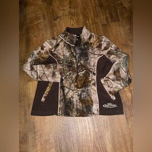 Women’s Fleece Camo Jacket with Pink Accents by Realtree